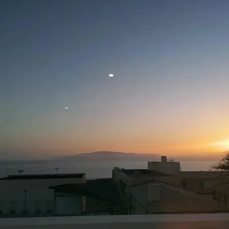 Apartmento En Zona Tranquila, Terraza, Vistas,Wifi